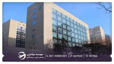 دانشکده حقوق IE یکی از بهترین دانشکدههای حقوق در اسپانیا است.