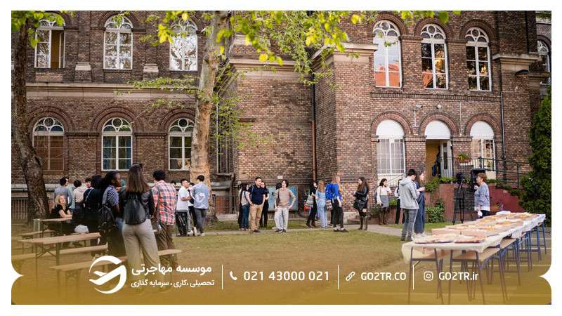 کالج مک دنیل مجارستان